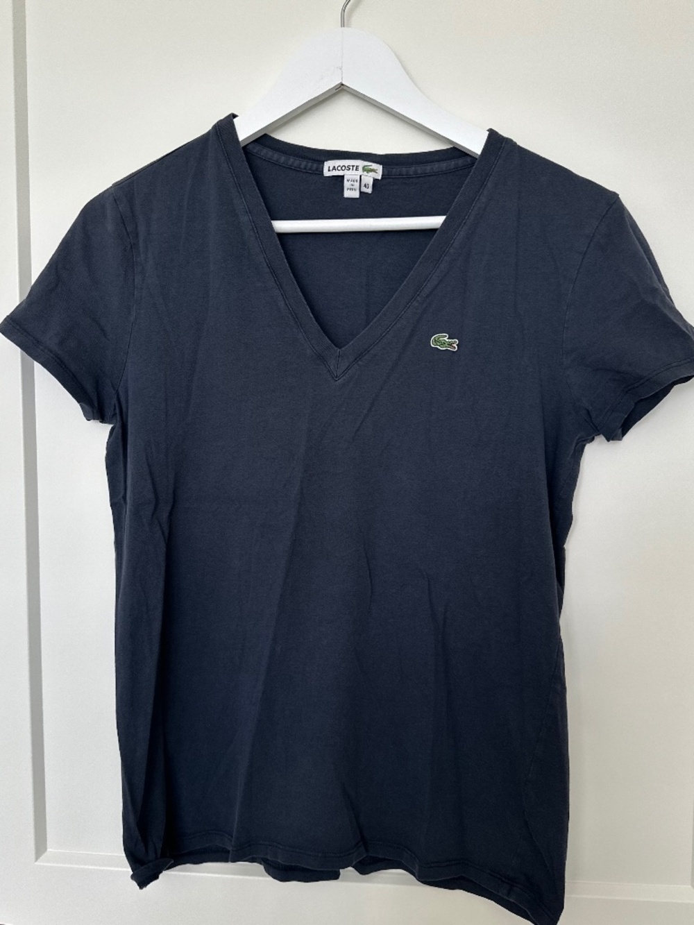 Lacoste V-Neck T-Shirt (Women's 40 / Medium)